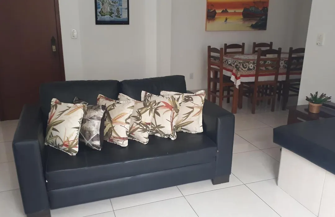 Apto na Prainha a 4 minutos da Praia-1